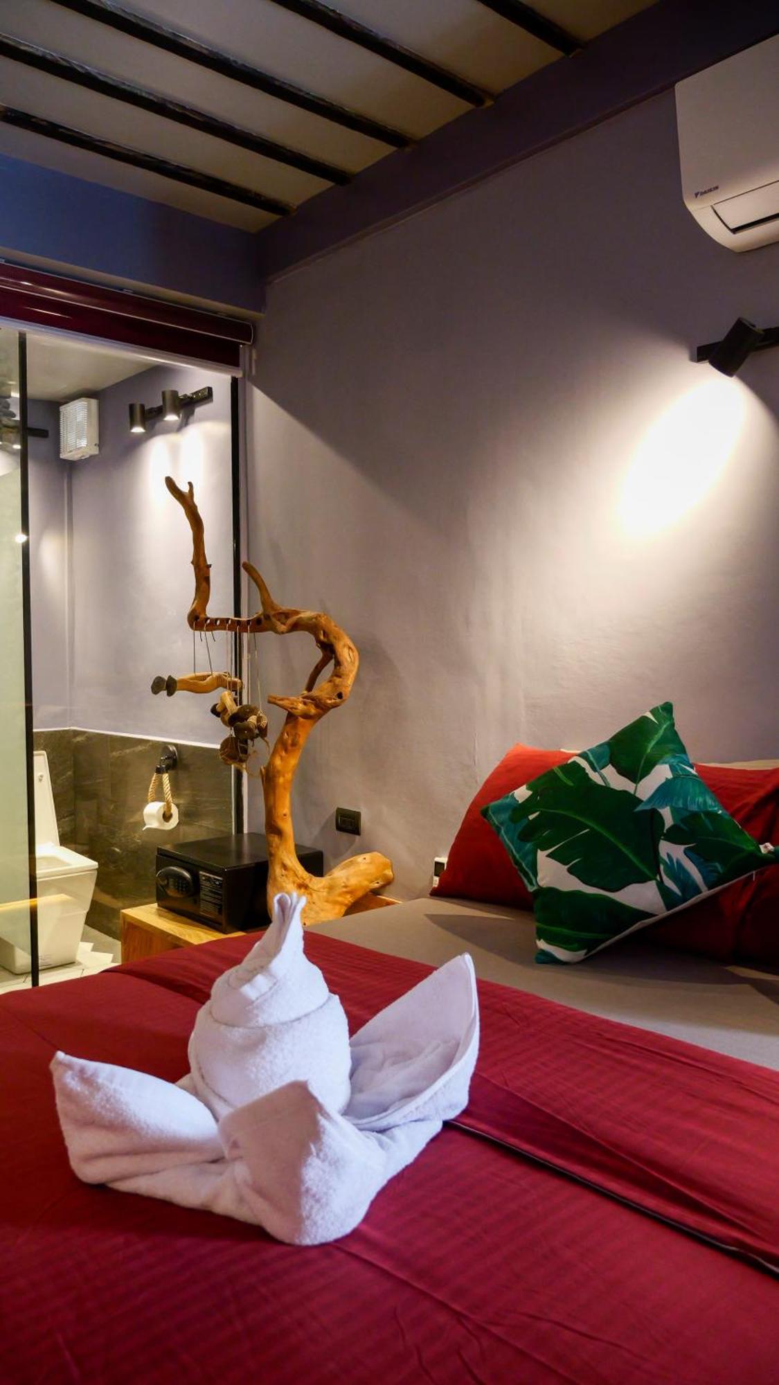 Rockinnest Hotel Ел Нидо Екстериор снимка